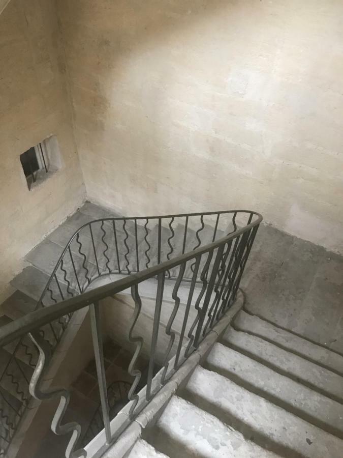 Les Coulisses De L'Horloge - Wifi - 50 M Palais Des Papes Lejlighed Avignon Eksteriør billede